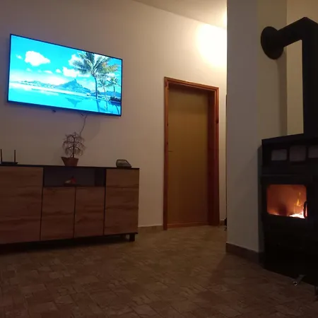 Apartman Raic דירה *